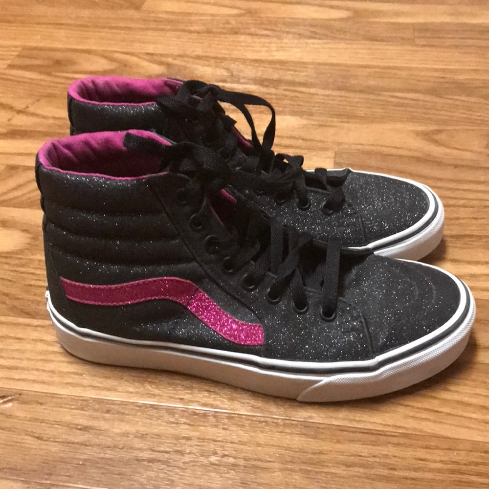 COPY - Vans High Top Black/Pink Sneakers